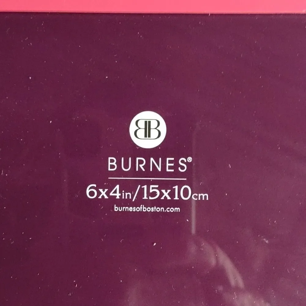 Burnes of Boston Pink 6x4 wooden picture frame